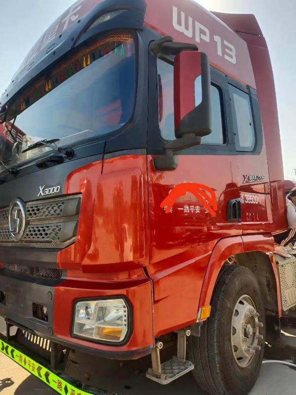 二手陕汽德龙X3000牵引车