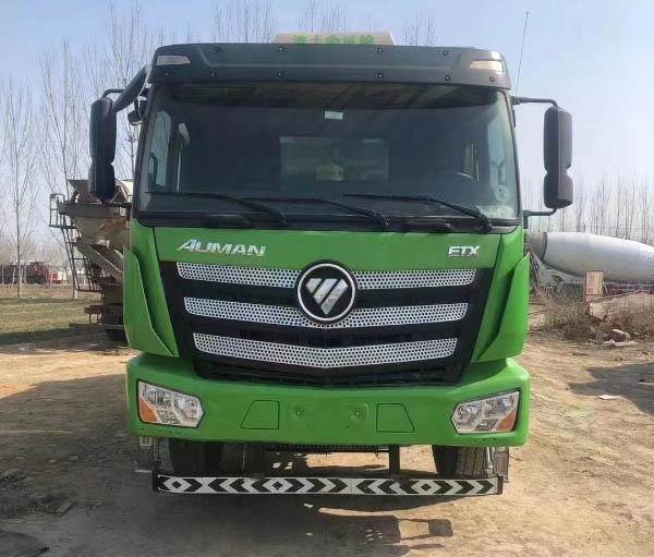 梁山欧曼二手自卸车