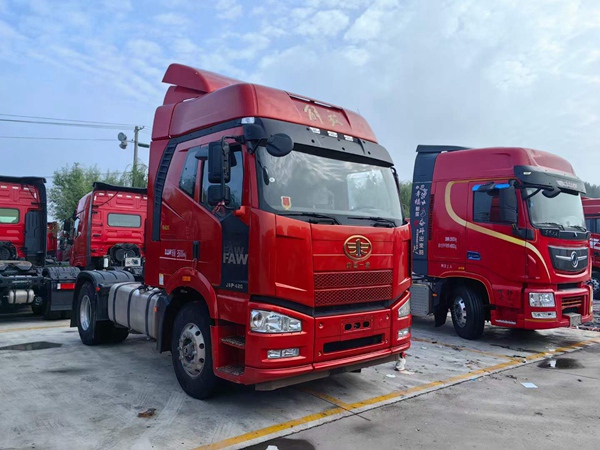 二手单驱牵引车供应厂家