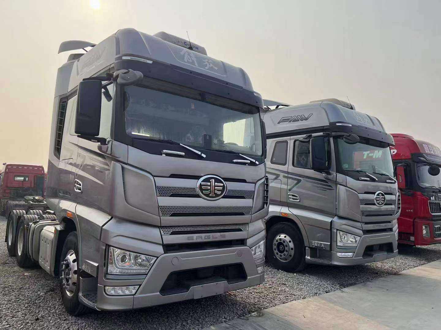 二手牵引车价格