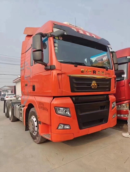 二手汕德卡540马力牵引车