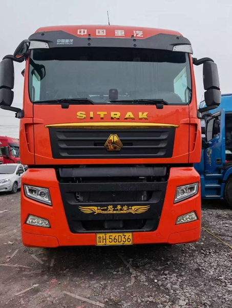 汕德卡C7 540马力二手牵引车