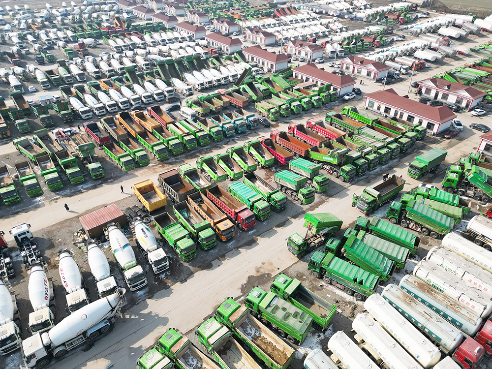 二手自卸车实景展示