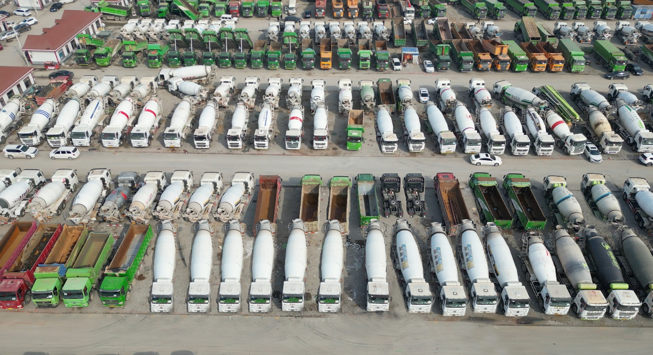 二手搅拌车市场实景